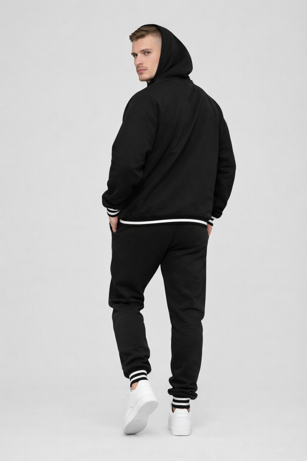 Men’s Essential Black Hoodie & Jogger Set – Everyday Street Fit